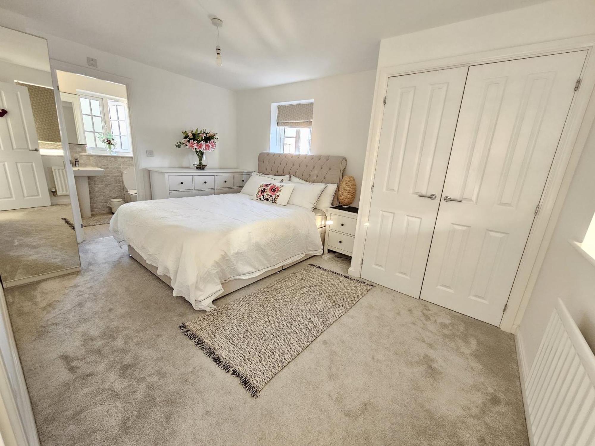 Bicester Kingsmere Accommodation With Ensuite Dış mekan fotoğraf